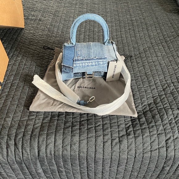 Balenciaga Hourglass Logo Patchwork Denim Bag - Picture 6 of 13